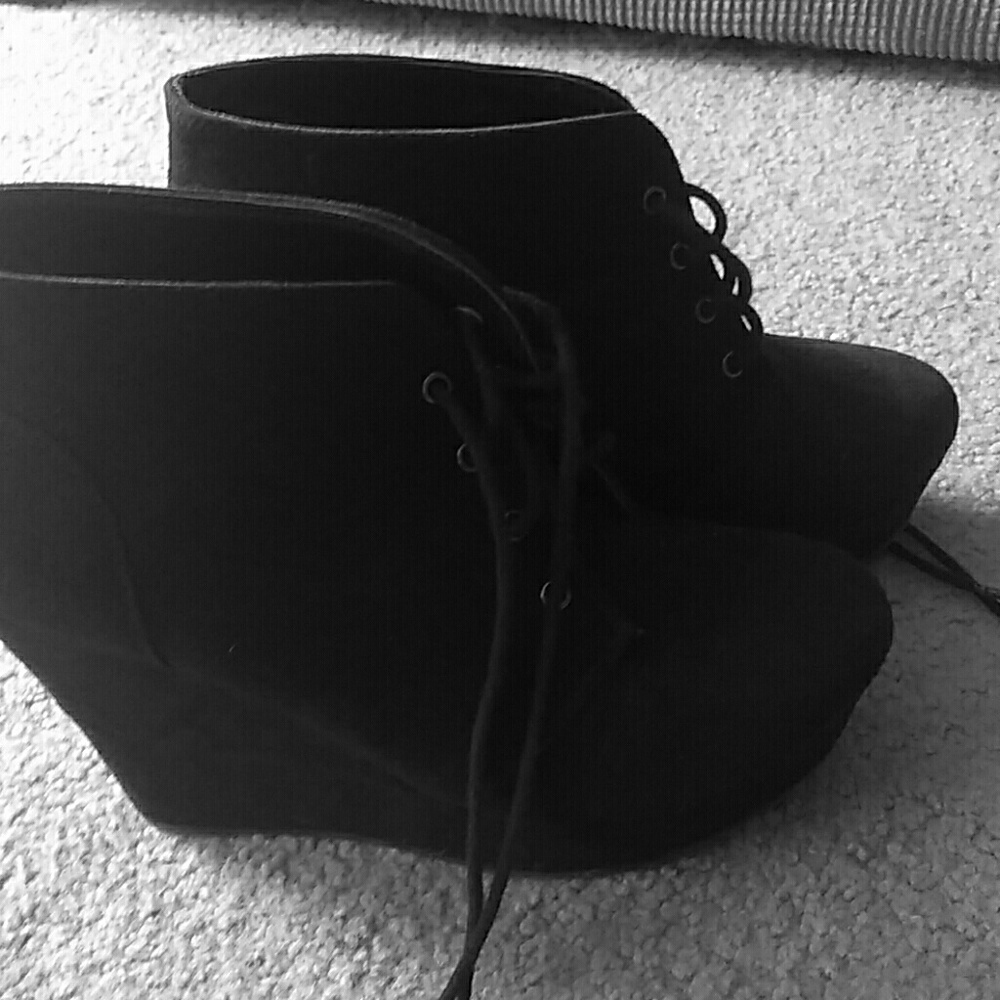 Heels/Wedges
